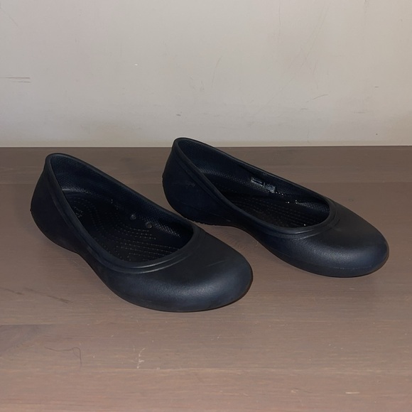 Crocs Black Foam Ballet Flats - Girl’s Size 4 - Picture 4 of 7